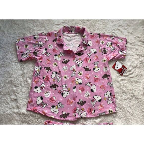 2pc Halloween Snoopy Pajama PJ Set Shorts Women’s Sz M Hot Cocoa Bats Pink NEW - Picture 2 of 14